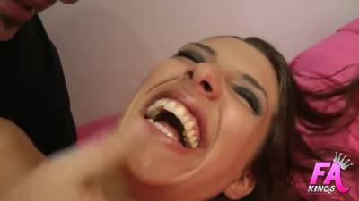 Extreme Blowjob With 19yo Laurita - hclips.com