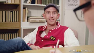 Jordi El Ni - Squirtin' On A Nerd - veryfreeporn.com