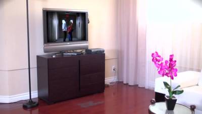 Stripper Gives Tremendous Blowjobs - upornia.com