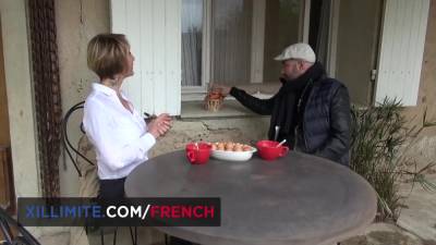 Threesome With 2 Busty Mature Women - upornia.com