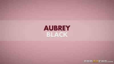 Aubrey Black - Milfs Grab Back - veryfreeporn.com - Australia