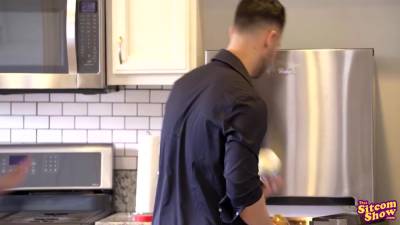 19 08 02 Friends With Benefits The One With Monica And Rachel - upornia.com