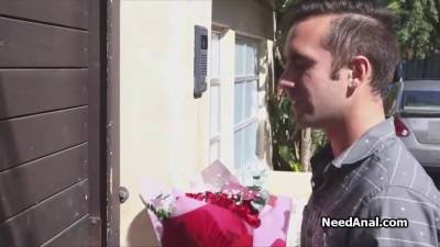 Conquer my ass instead of my untouched pussy - sexu.com