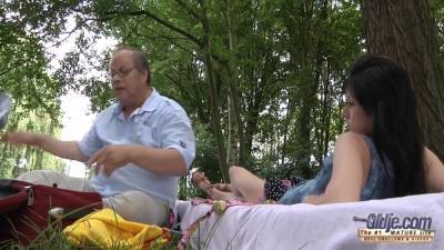 Daniella Rose In No Bikini I Want Sex - upornia.com