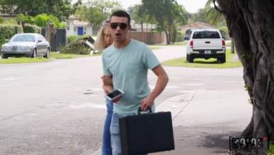 Sky Pierce - Johnny The Kid - Bag Switch-aroo - xxxfiles.com