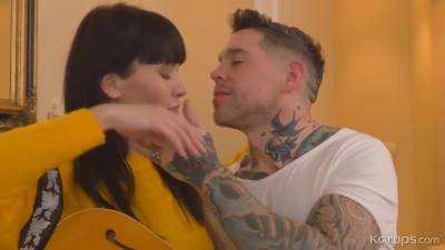 Sasha Colibri - Lovemaking Music Teacher - upornia.com