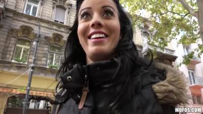 Vicky Love - Euro Hotties Epic Facial With Vicky Love - upornia.com