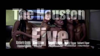 Nicole - The Houston Freaky 5 Nelli Kimberly Buggati Sheli Ice With Nicole Cavalli And Safarri Tiger - hclips.com