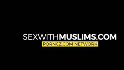 Sexy Muslim babe gets some rod in her - webmaster.drtuber.com