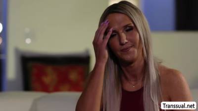 Transbabe fucks her Boyfriend butthole - fetishpapa.com