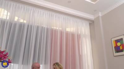 Beautiful Blond Hair Girl Lardy Mommy Pounded Hard - Rough - hotmovs.com