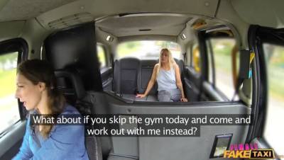 Lesbian sexual anal play workout - veryfreeporn.com