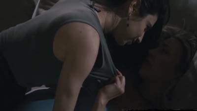 Gorgeous Les Toying Girlfriend Ass During Oral - hotmovs.com