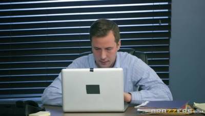 Kristen Scott - Alena Croft - Jessy Jones - Doing The Dirty Work - porntry.com - Usa