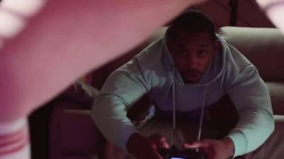 Latina gamer chick seduces big black dick - nvdvid.com