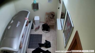 Blonde Girl Caught Is Solarium - voyeurhit.com