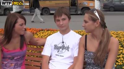 Madelyne Nail Boy Whit Friend - Babe - hclips.com