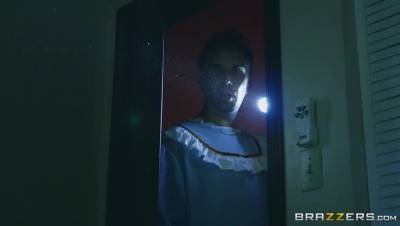 Angela White - Romi Rain - Keiran Lee - The Fuckening - veryfreeporn.com