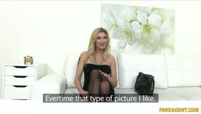 Horny Mature Babe in Casting - porntry.com