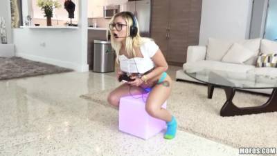 Marsha May - Blonde Gamer Rides Cock - porntry.com