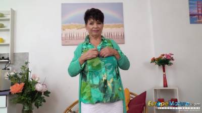 Libi Seductive Solo Striptease Video - hotmovs.com