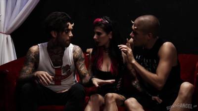 Appetizing Mom Gets Gangbanged By Thick Throbbing Cocks - upornia.com