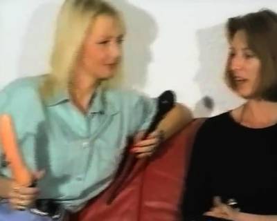 Interview Lesbian Dildo - webmaster.drtuber.com - Germany