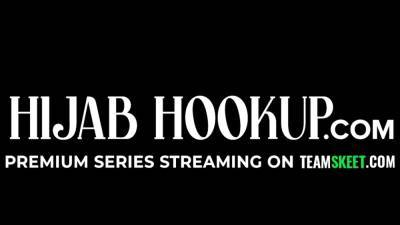 Gorgeous Blonde Teen Scarlett Hampton Plays Strip Poker - nvdvid.com