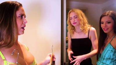 SHESEDUCEDME MILF Cherie Deville In Lesbo Orgy With Teens - nvdvid.com