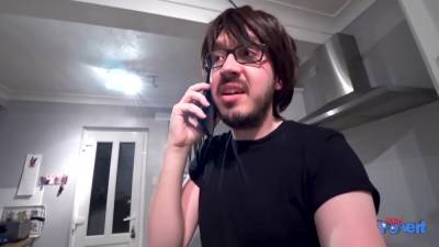 Chris - Nerdpevert - Sophie Sheridan Chris Punt - upornia.com