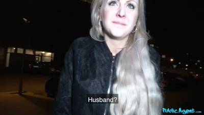 Perfect boobs get covered in jizz - veryfreeporn.com