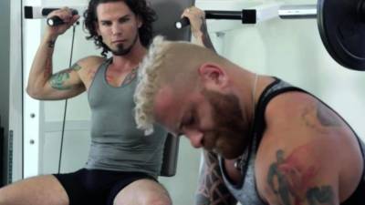 Gay Archer Croft sucks Rileys cock - nvdvid.com