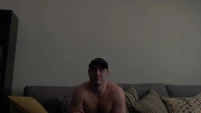 Musclular bottom drilled by hunky DILF - webmaster.drtuber.com
