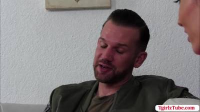 Handsome reporter analed TS football star - fetishpapa.com