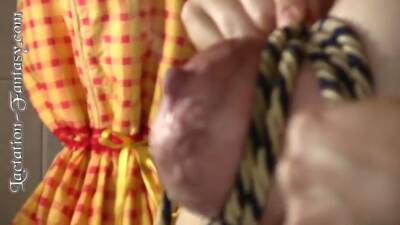 Daniela Cooking Eggs - upornia.com - Colombia