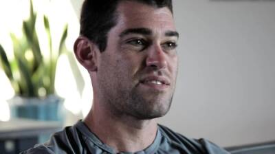 Showering sturdy amateur jerks for jizz - nvdvid.com