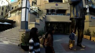 Curvy lesbians always pussy hungry - nvdvid.com