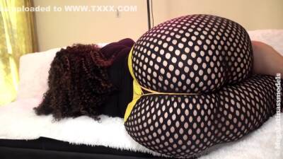 Sherly Crawford In Jade Vega - upornia.com