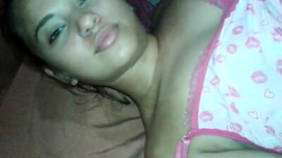 Gata se masturbando 3 - nvdvid.com - Brazil