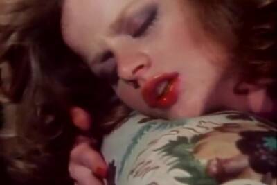 Retro 162 - upornia.com