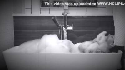 Nude Bath Video - hclips.com