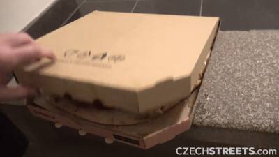 Pizza With Extra Cum - sexu.com - Czech Republic