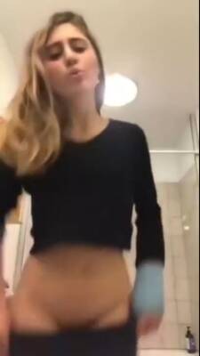 Nude Pussy Instagram Fail Video - hclips.com