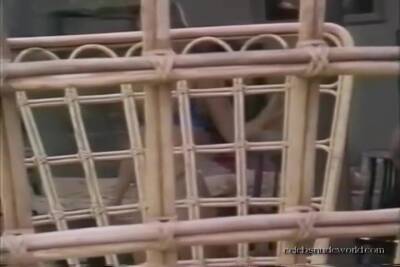 Retro 8 - upornia.com