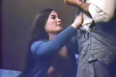 Retro 151 - upornia.com