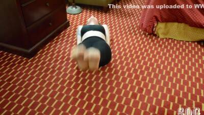 During Her Workout - hclips.com