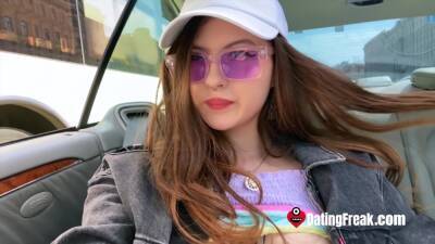 I Blow A Guy Off The Internet On My First Date - hclips.com