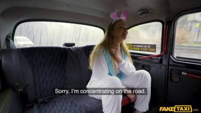 Bunny - Banging the Easter Bunny - veryfreeporn.com - Russia