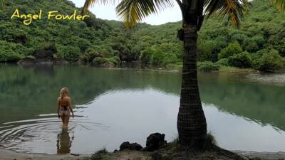 Angel - Public Blonde Sweetie Angel Fowler Hd - hclips.com