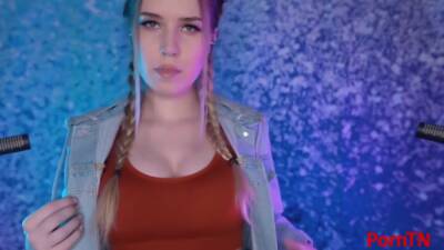 Jeans Scratching - hclips.com